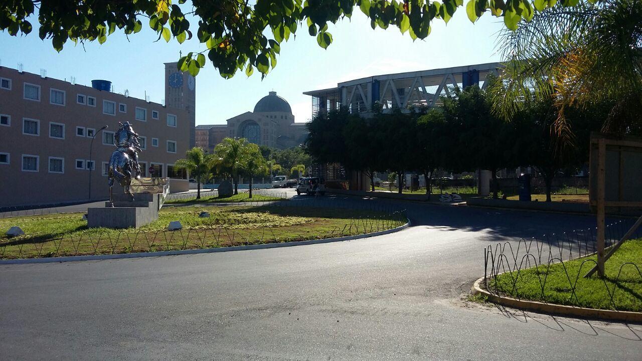 Hospedaria Servos De Maria Aparecida  Luaran gambar